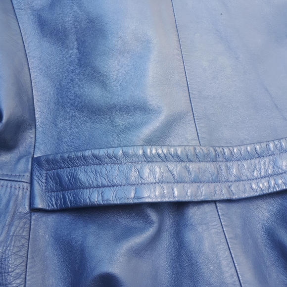 Vintage Double-breasted Leather Coat - Picture 15 of 16